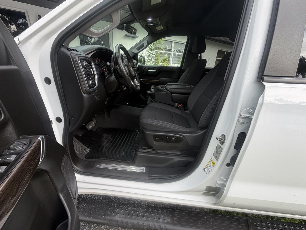 Chevrolet Silverado 1500 LT Crew Cab 4WD 2021