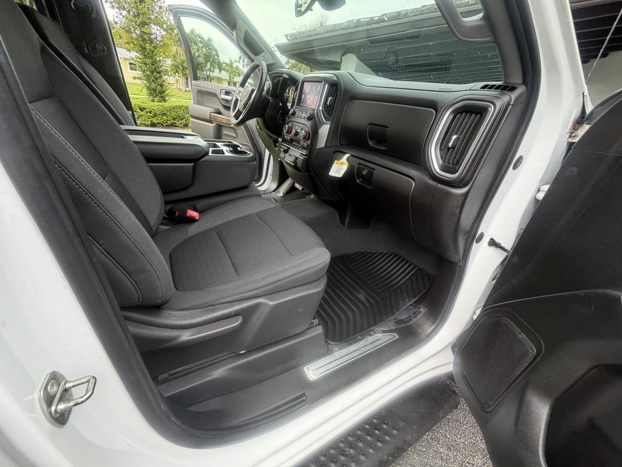 Chevrolet Silverado 1500 LT Crew Cab 4WD 2021