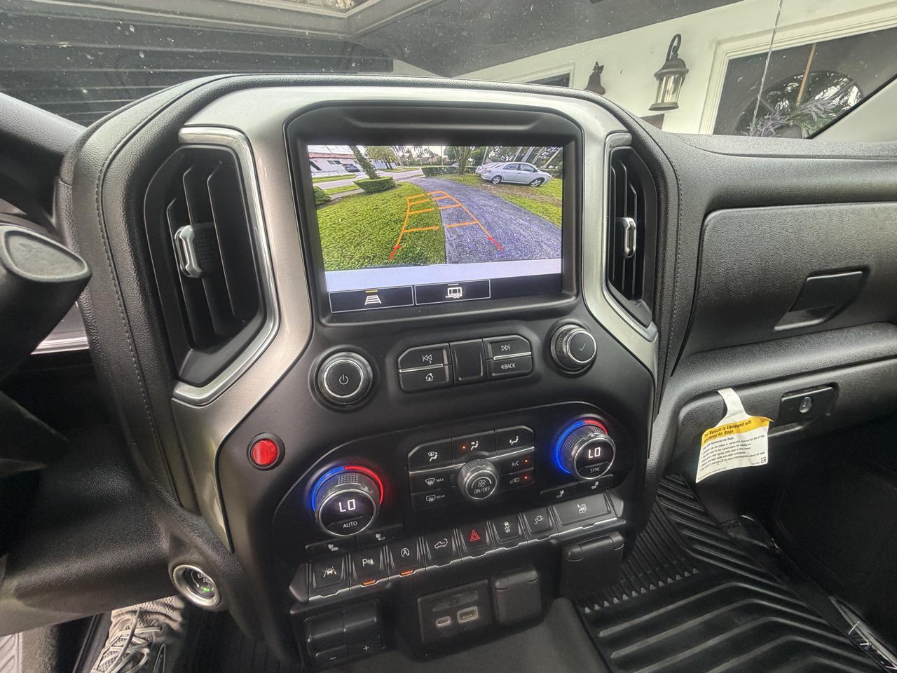 Chevrolet Silverado 1500 LT Crew Cab 4WD 2021