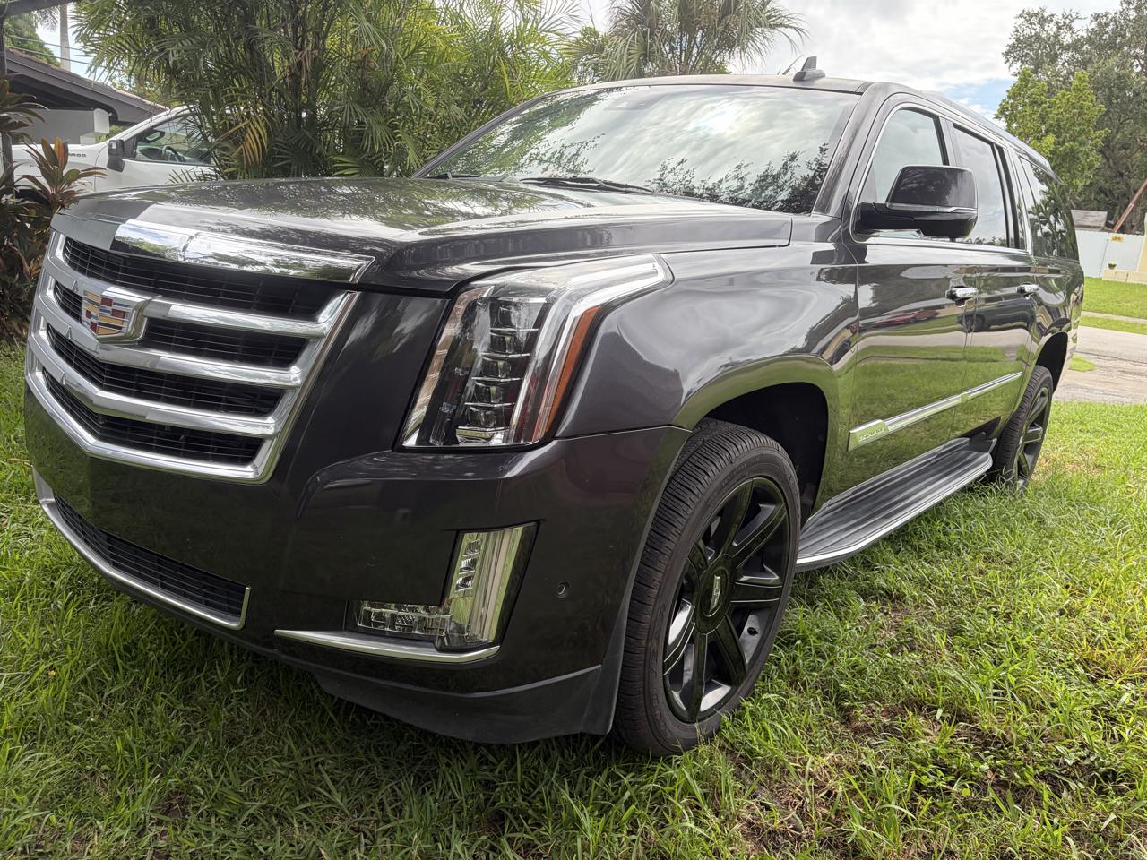 Cadillac Escalade ESV 2WD Luxury 2018