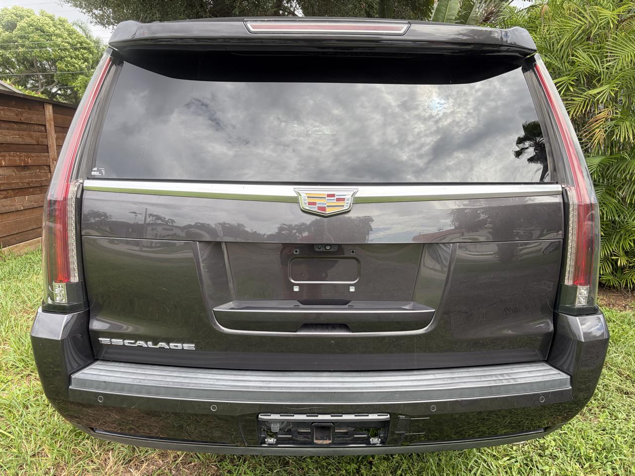 Cadillac Escalade ESV 2WD Luxury 2018