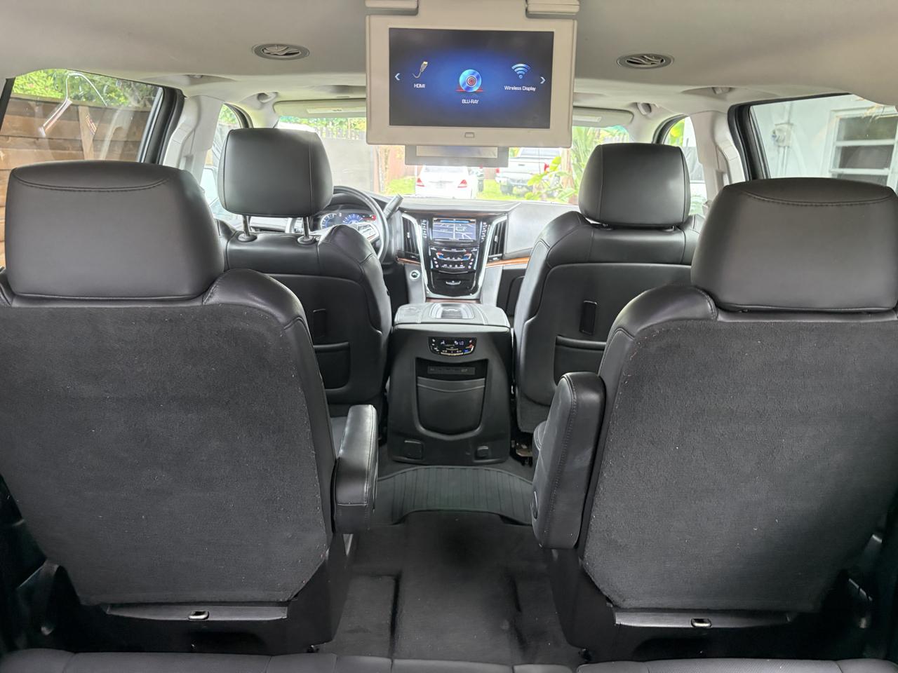 Cadillac Escalade ESV 2WD Luxury 2018