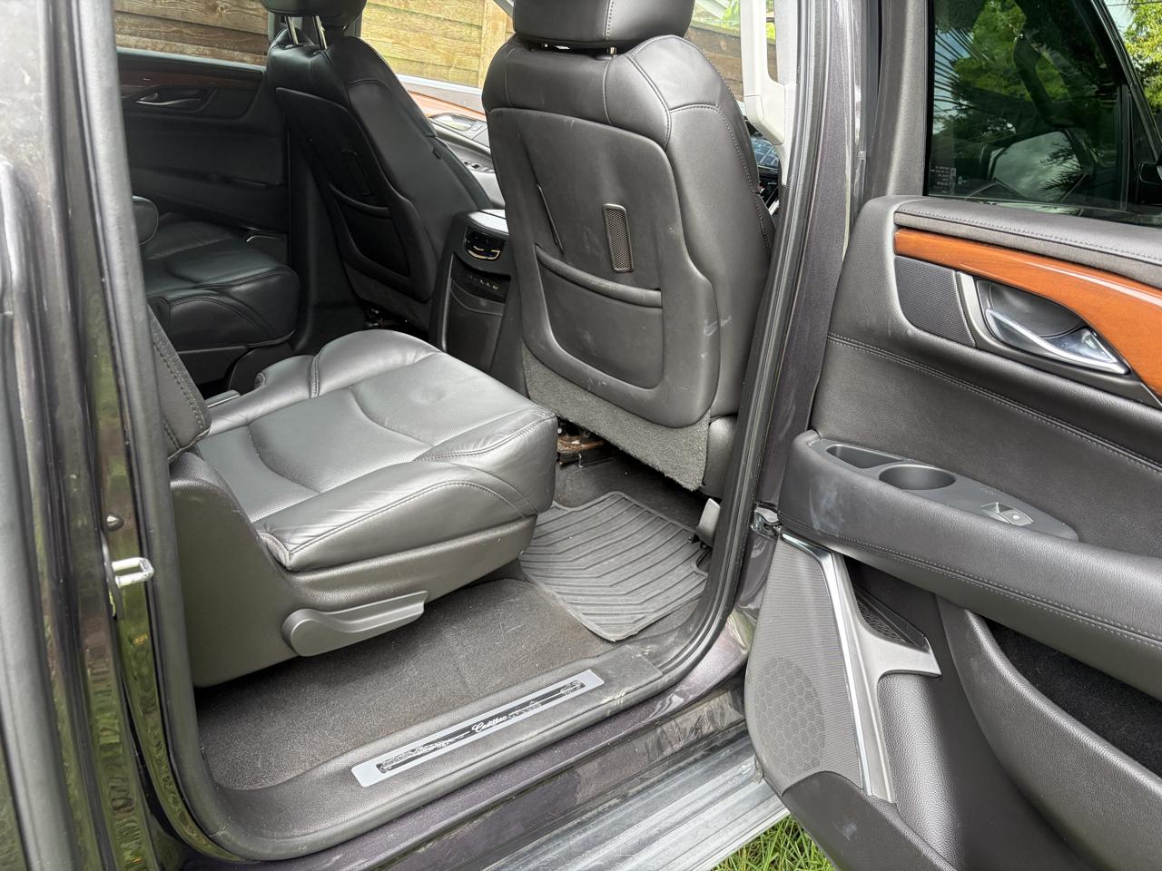Cadillac Escalade ESV 2WD Luxury 2018