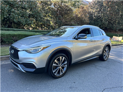 2017 Infiniti QX30 