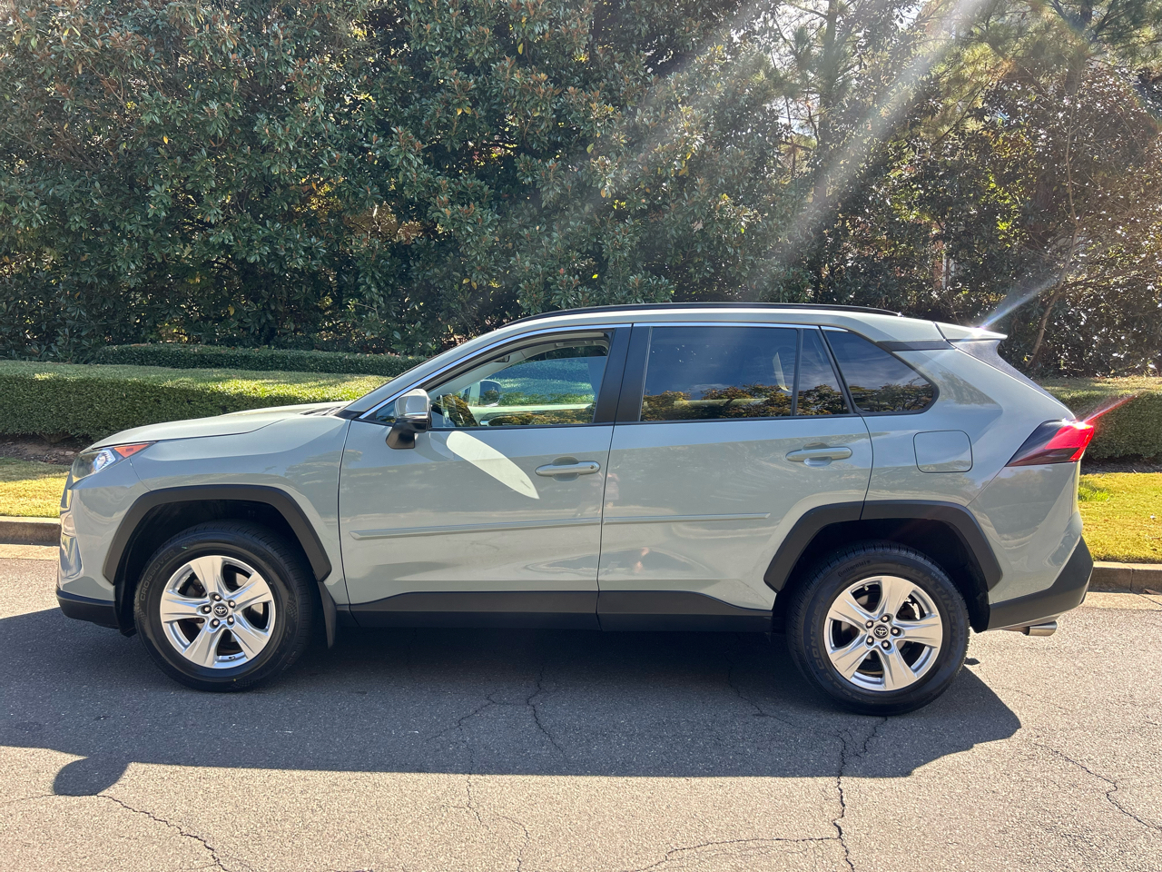 Toyota RAV4 XLE FWD (Natl) 2019 Toyota RAV4 XLE FWD (Natl) 2019