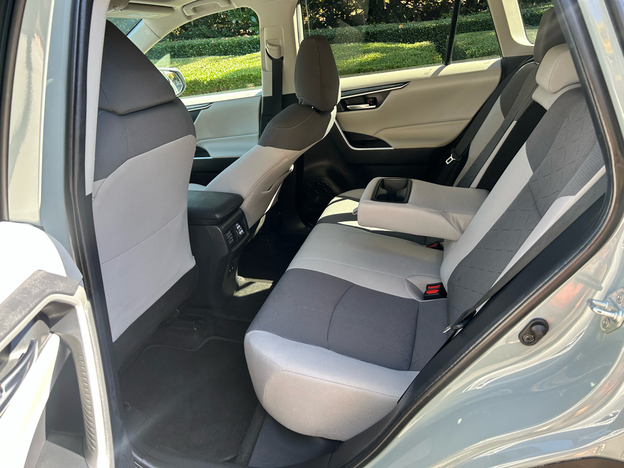 Toyota RAV4 XLE FWD (Natl) 2019 Toyota RAV4 XLE FWD (Natl) 2019