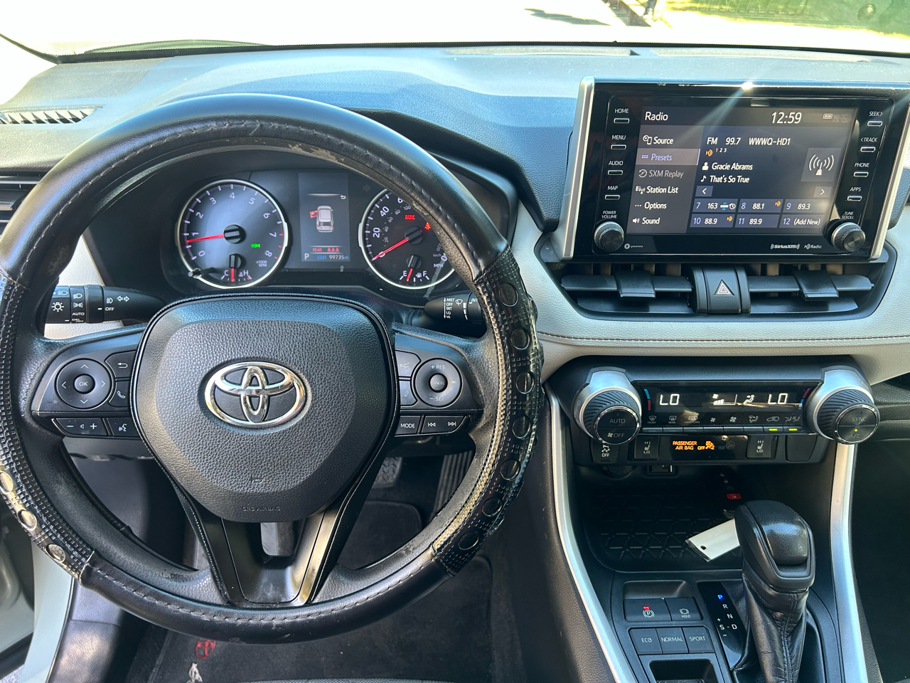 Toyota RAV4 XLE FWD (Natl) 2019 Toyota RAV4 XLE FWD (Natl) 2019