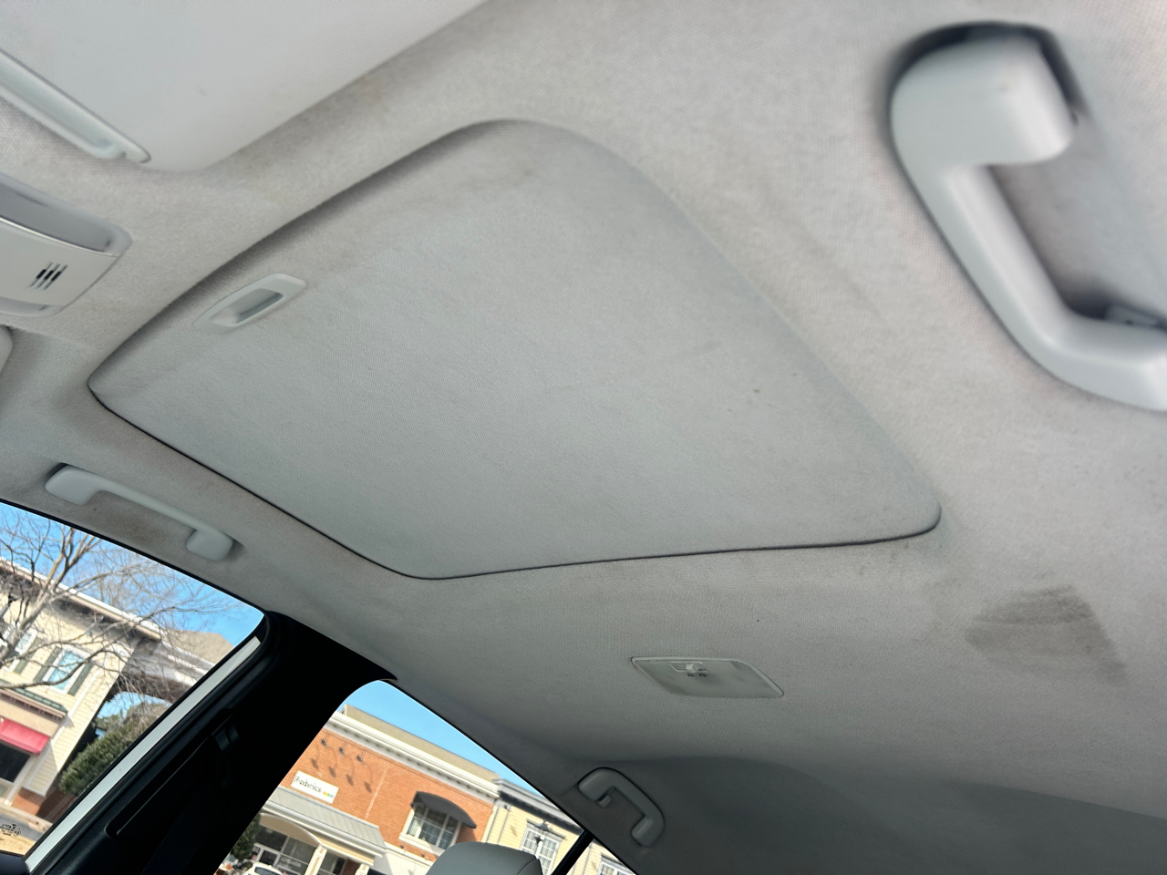 Toyota Prius XLE (Natl) 2019