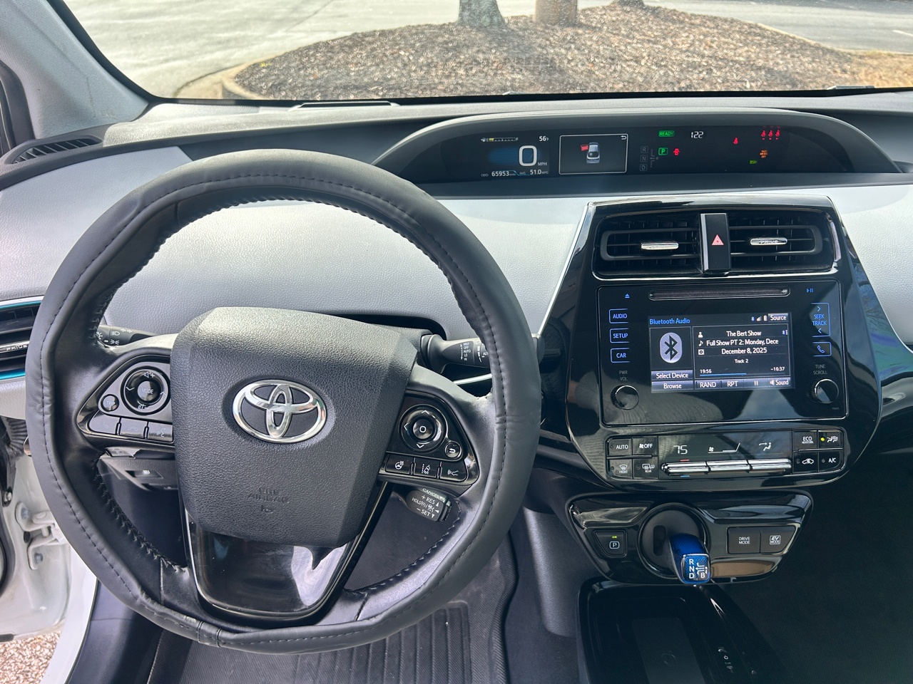 Toyota Prius XLE (Natl) 2019