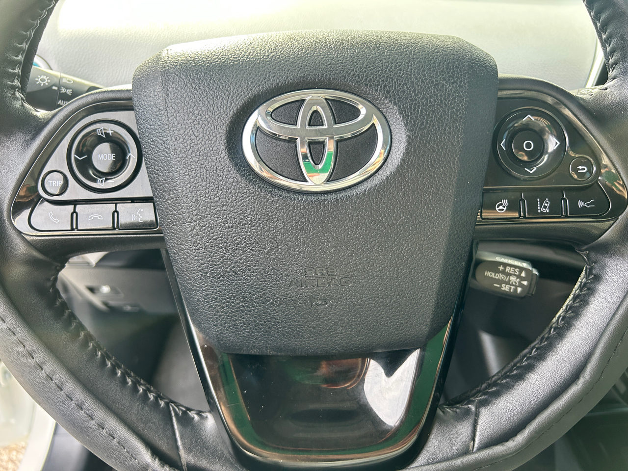 Toyota Prius XLE (Natl) 2019