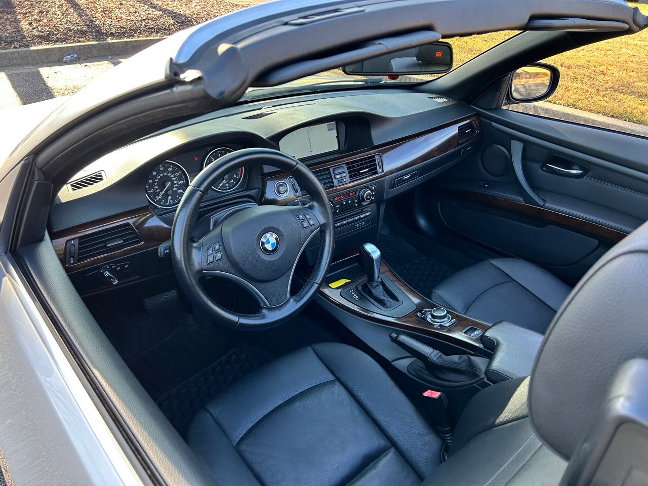 2011 Bmw 328i 3-series photo 3