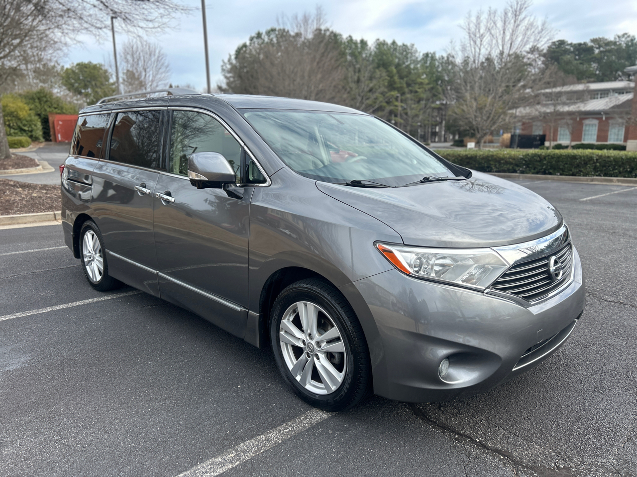 Nissan Quest Platinum 2015