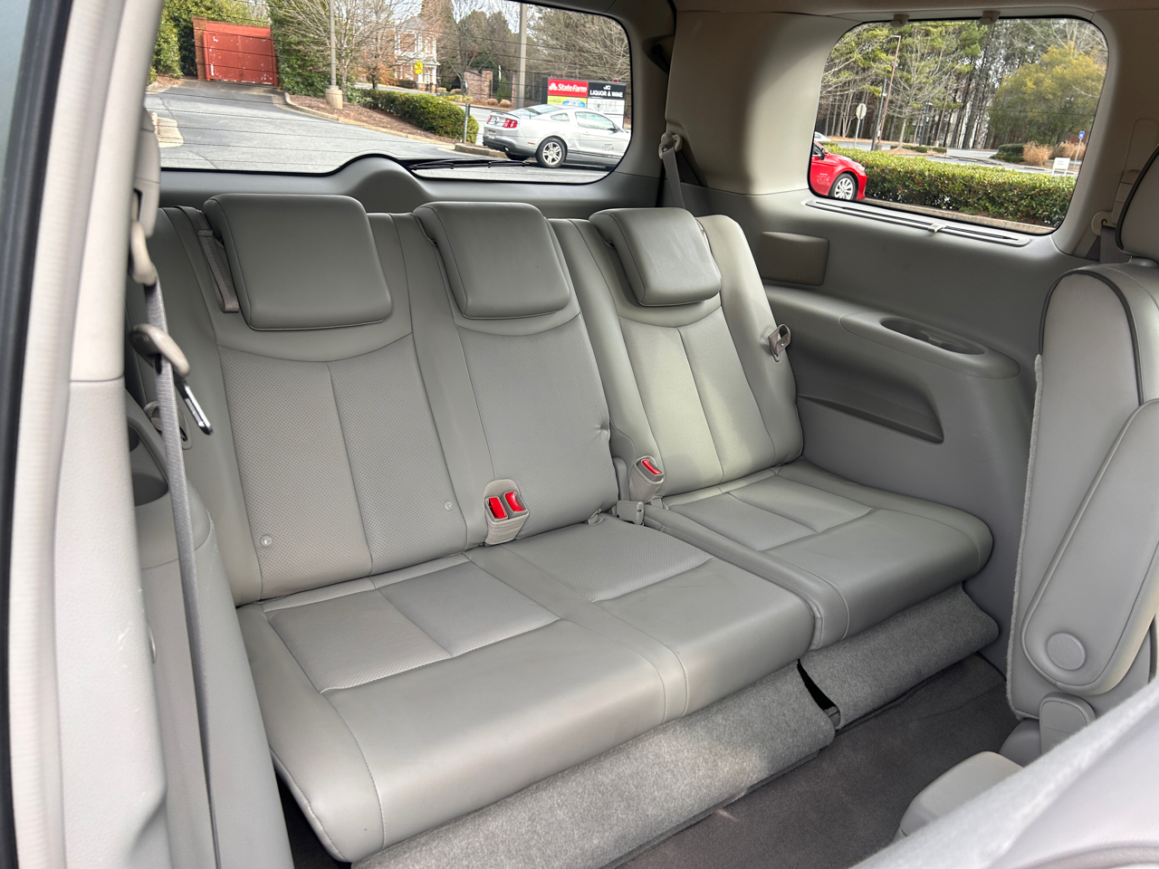 Nissan Quest Platinum 2015