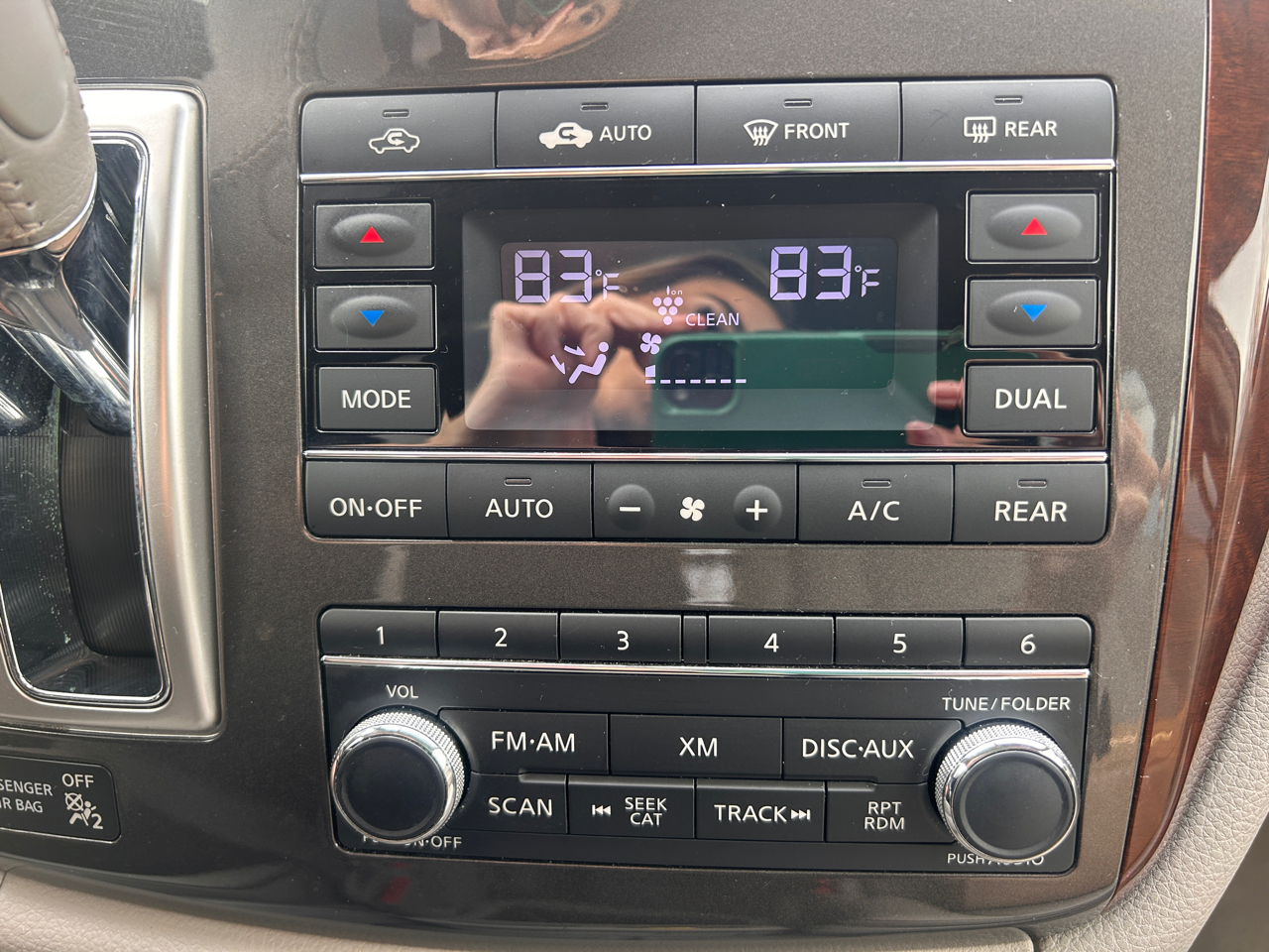 Nissan Quest Platinum 2015