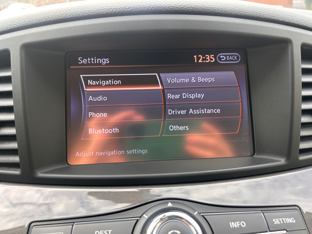 Nissan Quest Platinum 2015