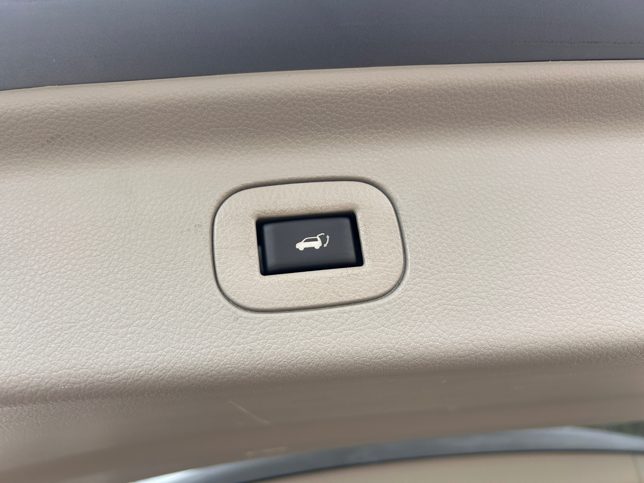 Nissan Quest Platinum 2015