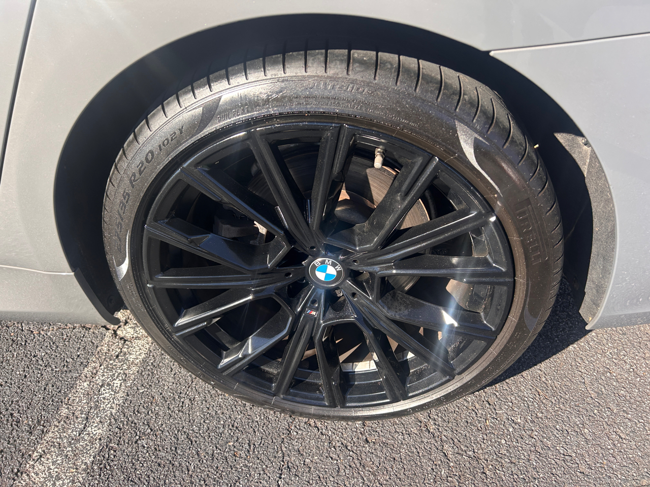 BMW 7-Series 740i 2021