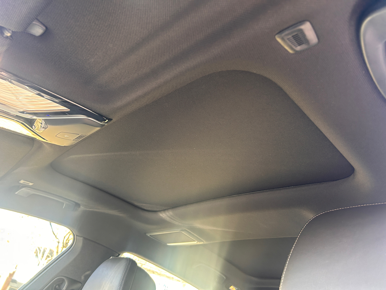 BMW 7-Series 740i 2021