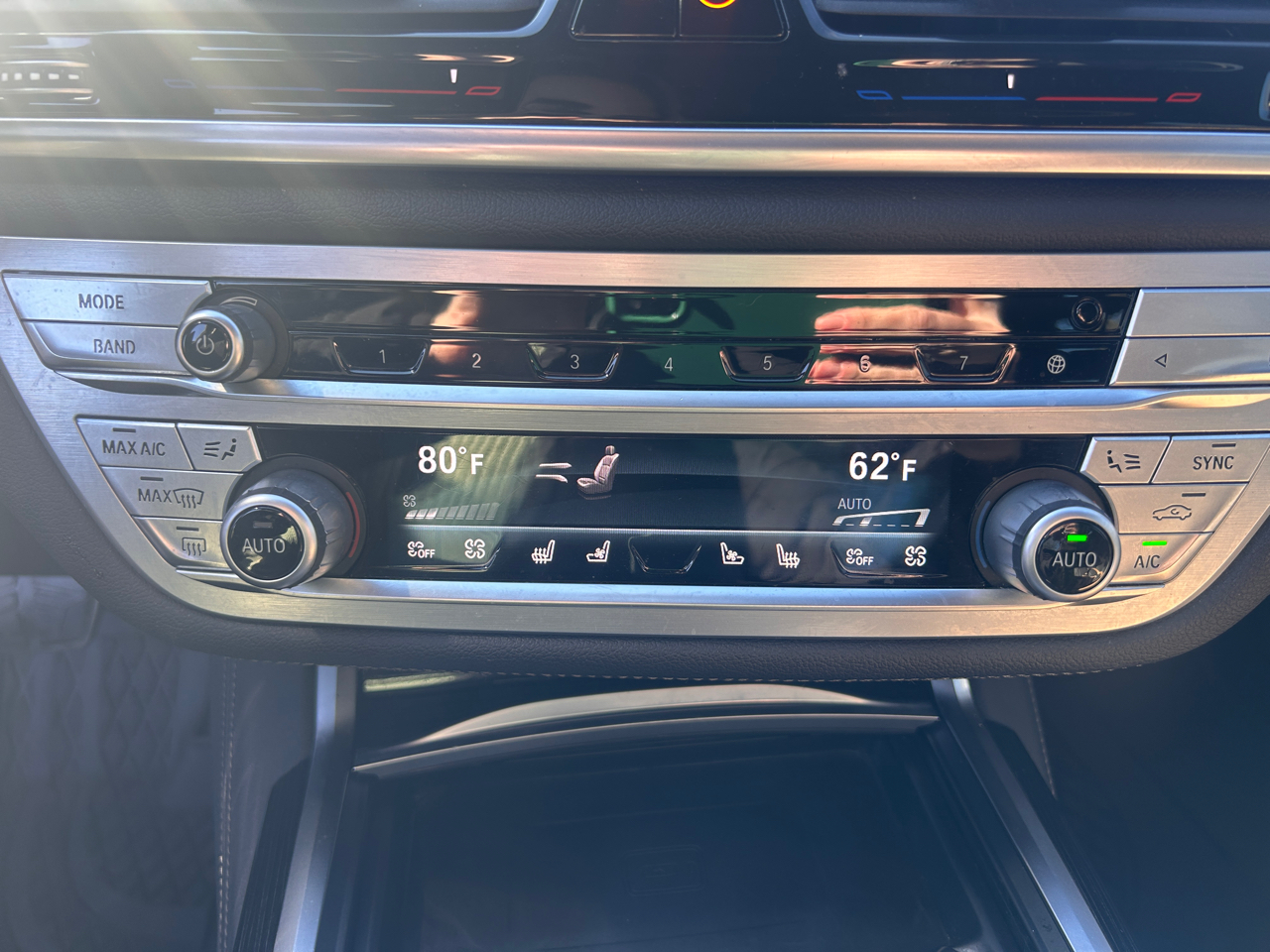 BMW 7-Series 740i 2021