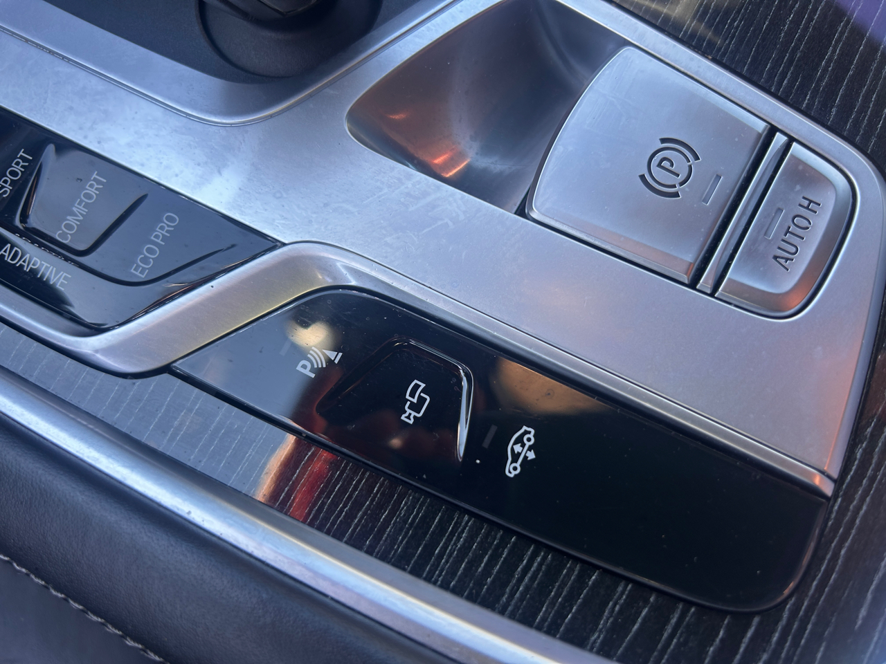 BMW 7-Series 740i 2021