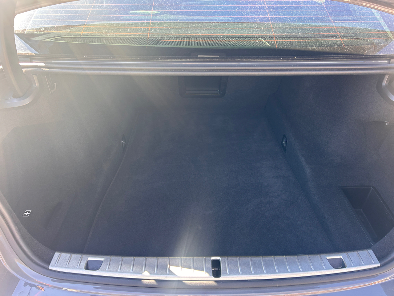 BMW 7-Series 740i 2021