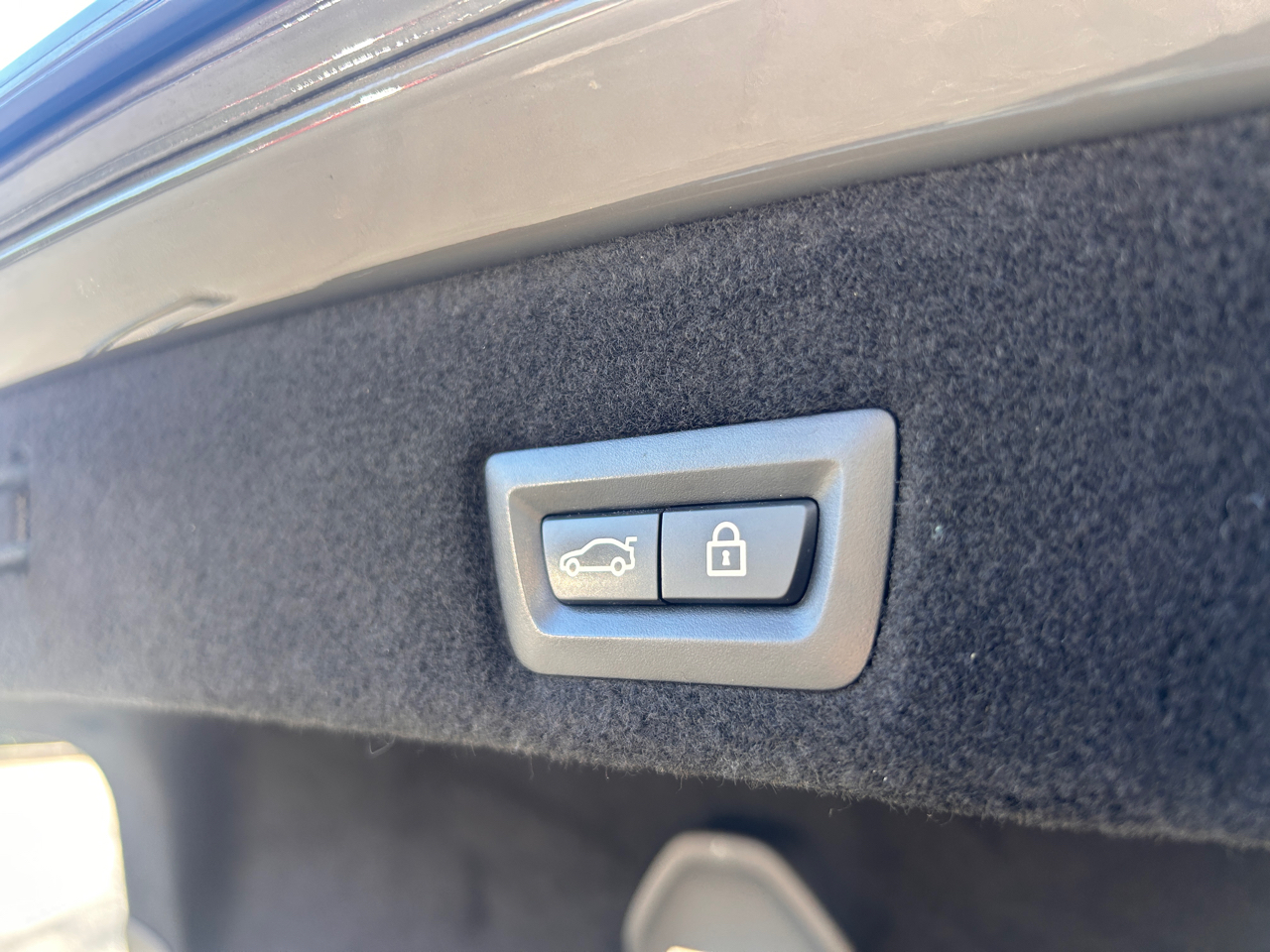 BMW 7-Series 740i 2021