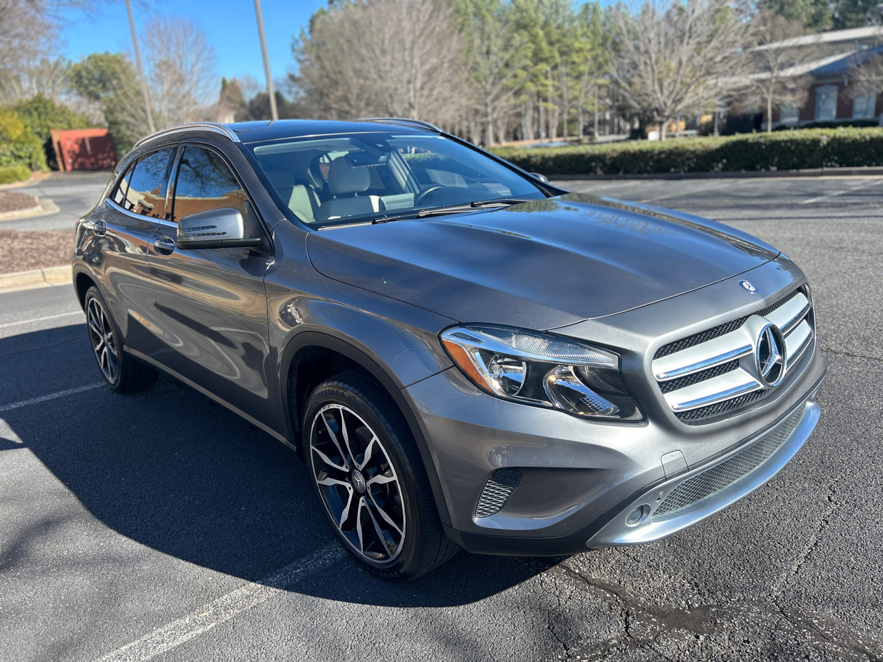 Mercedes-Benz GLA-Class GLA250 2016