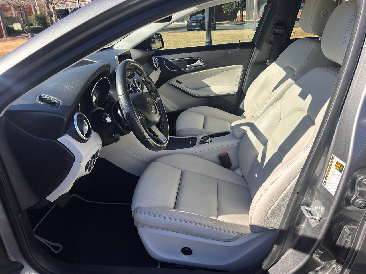 Mercedes-Benz GLA-Class GLA250 2016