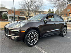 2016 Porsche Macan 