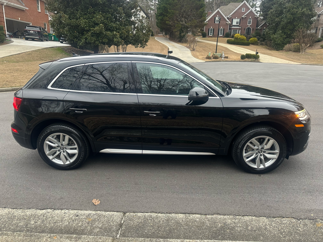 Audi Q5 2.0T Premium quattro 2020