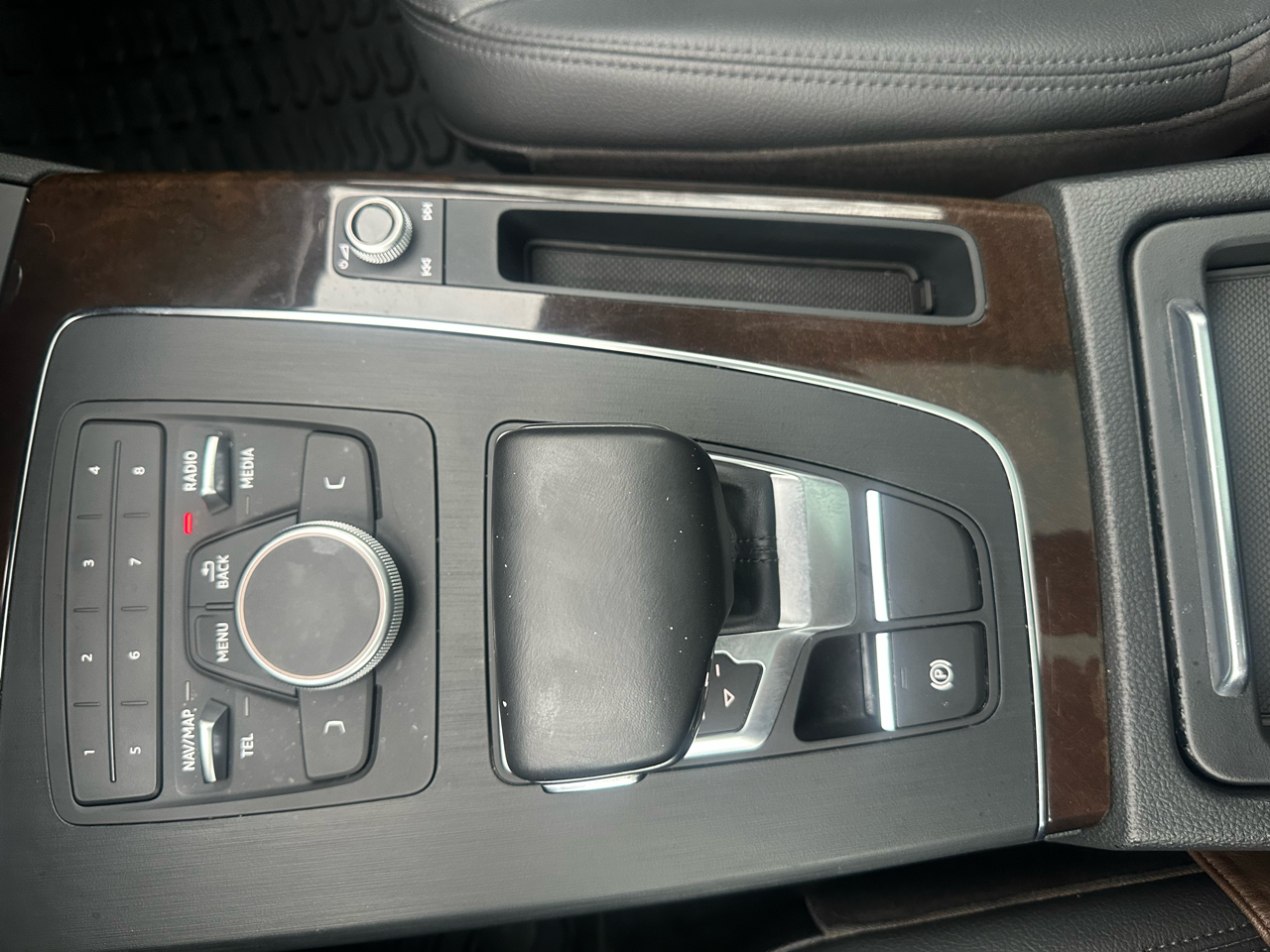 Audi Q5 2.0T Premium quattro 2020