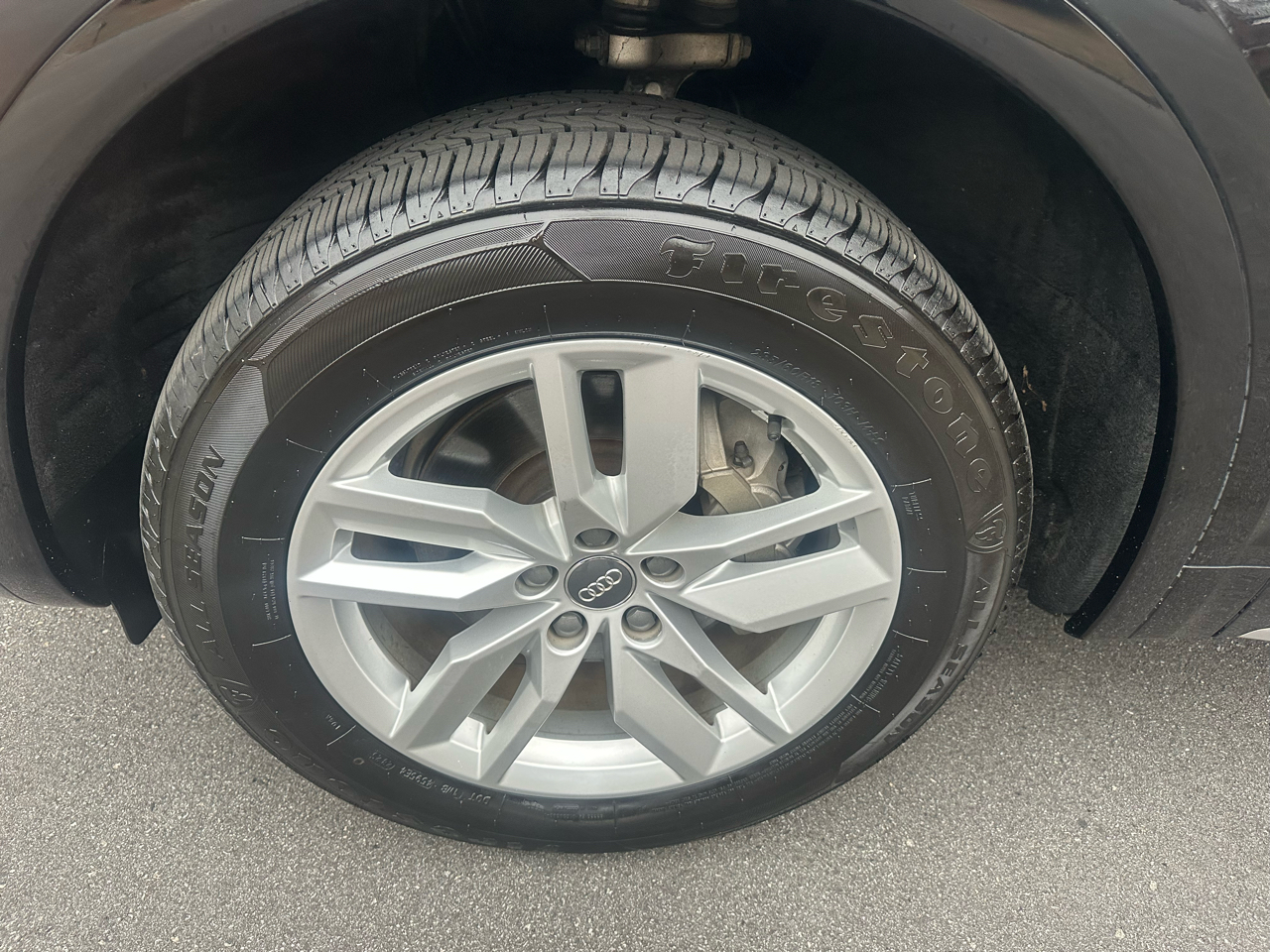 Audi Q5 2.0T Premium quattro 2020