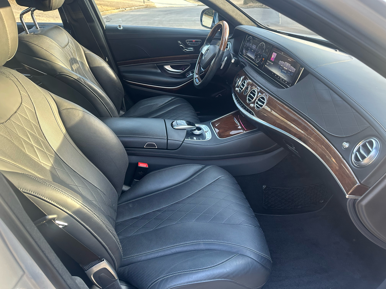 Mercedes-Benz S-Class S550 4MATIC 2016