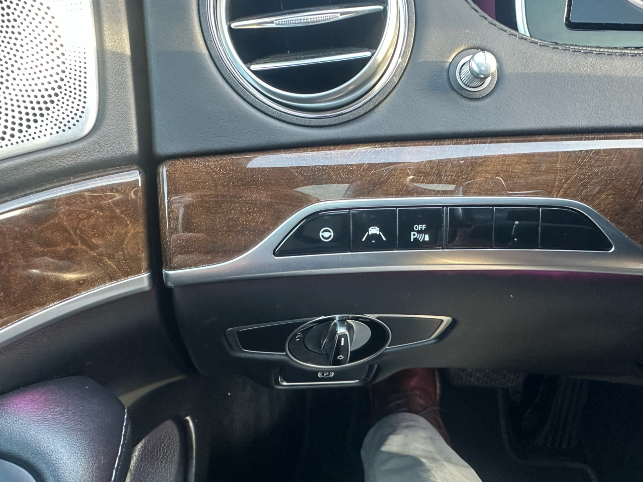 Mercedes-Benz S-Class S550 4MATIC 2016