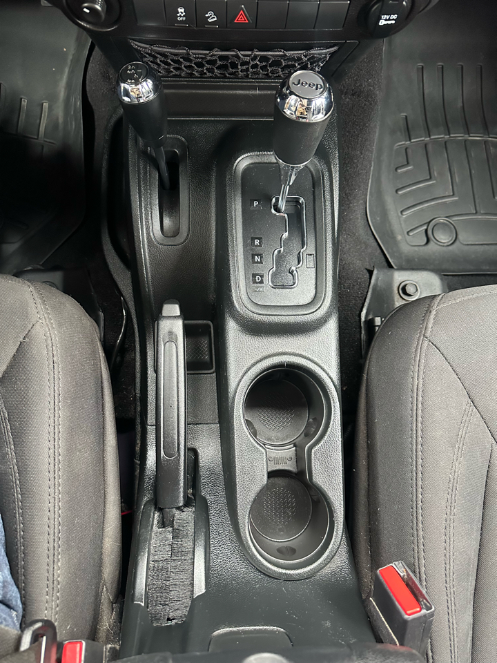 Jeep Wrangler JK Unlimited Sport 4WD 2018