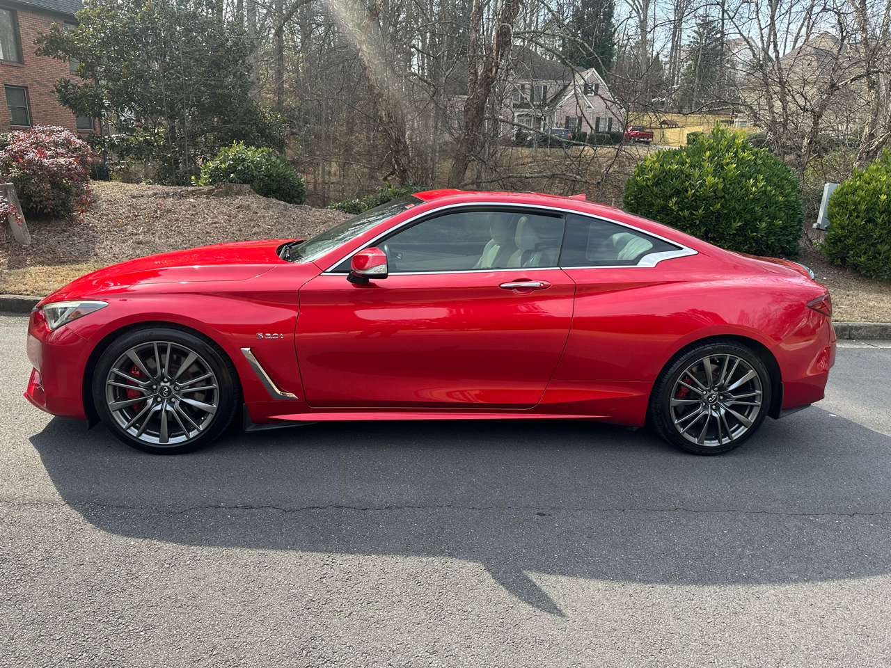 2017 Infiniti Q60 Red Sport 400