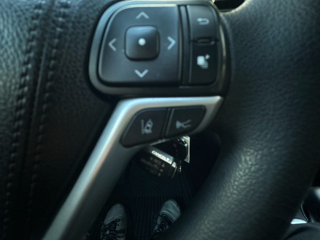 Toyota Highlander LE FWD I4 2019