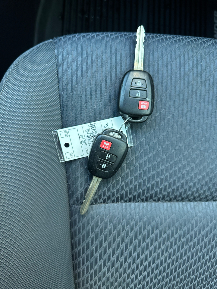 Toyota Highlander LE FWD I4 2019