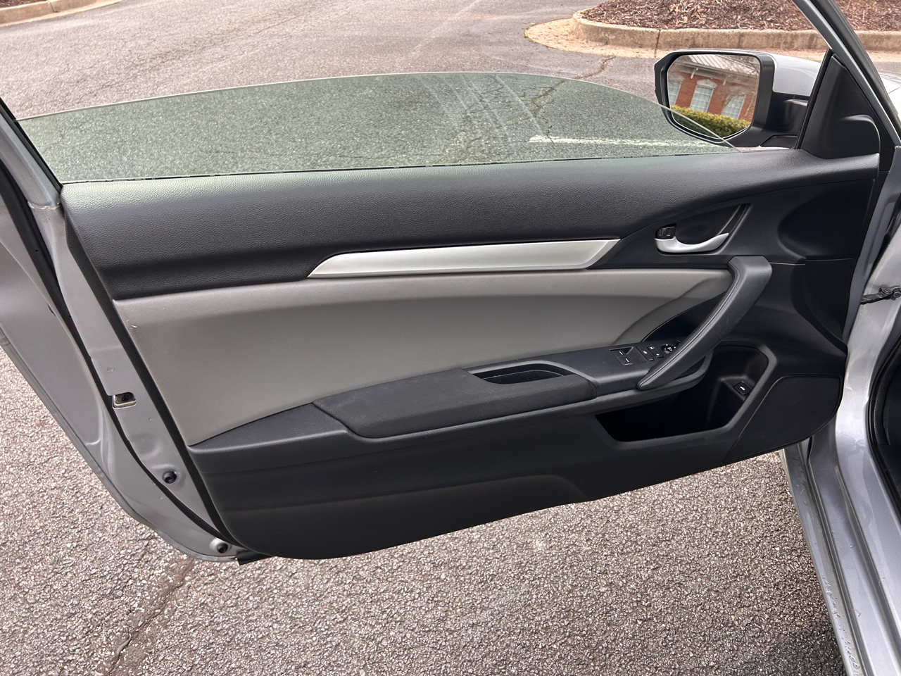 Honda Civic LX-P Coupe CVT 2018