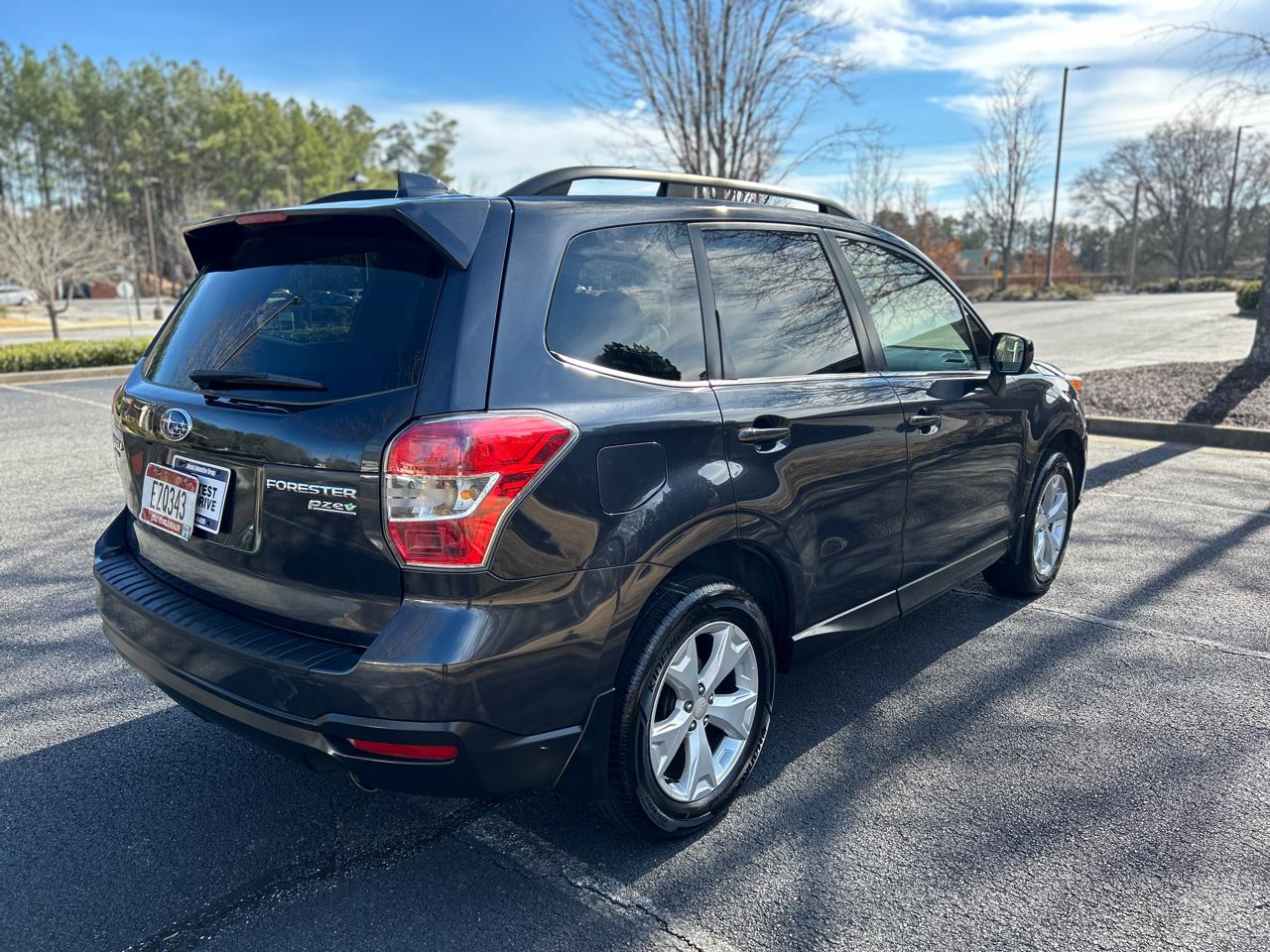 Subaru Forester 2.5i Limited 2016