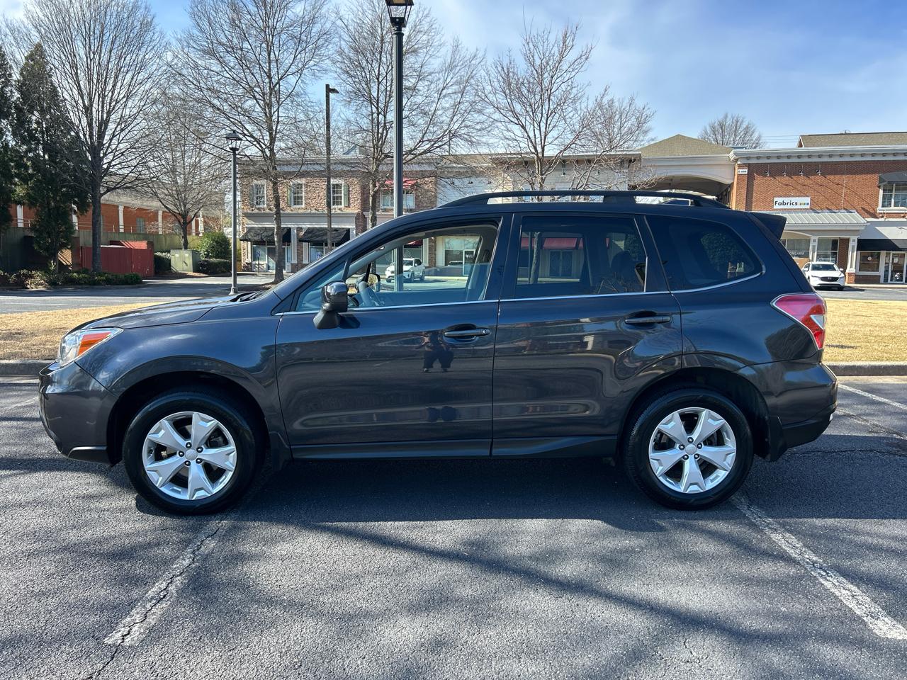 Subaru Forester 2.5i Limited 2016