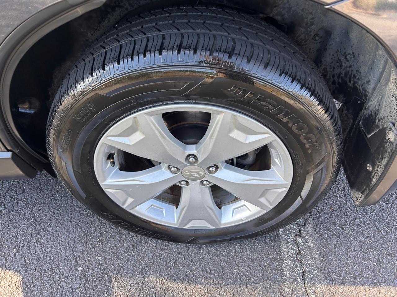 Subaru Forester 2.5i Limited 2016