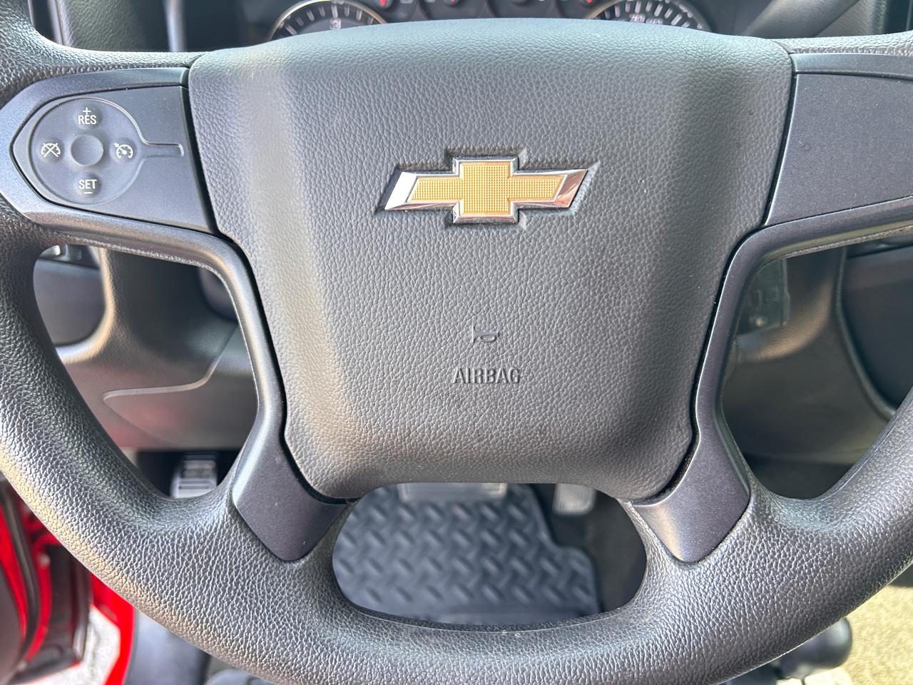 Chevrolet Silverado 1500 Custom Double Cab 4WD 2017