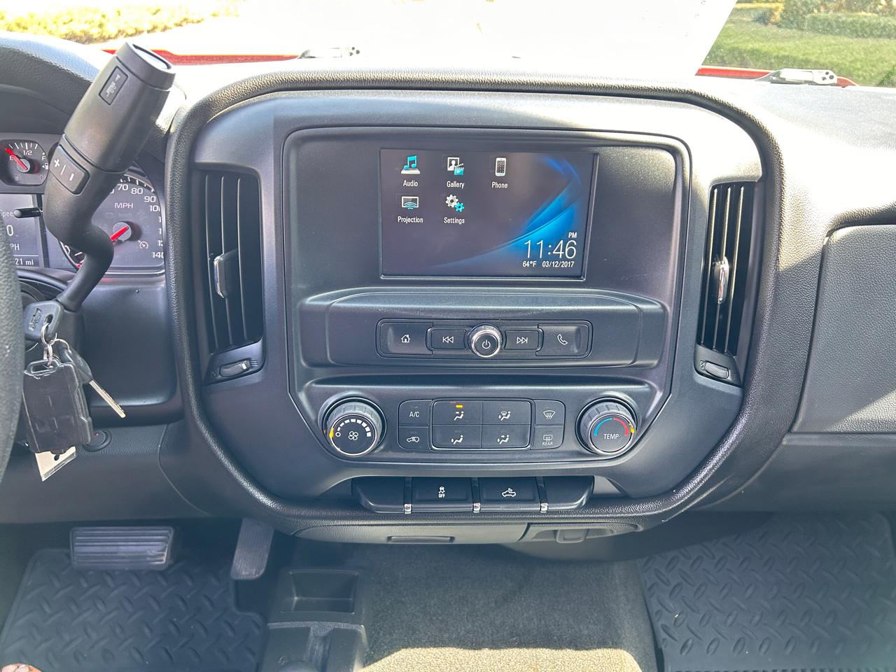 Chevrolet Silverado 1500 Custom Double Cab 4WD 2017