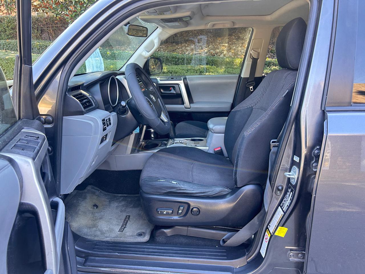 Toyota 4Runner SR5 2WD 2013