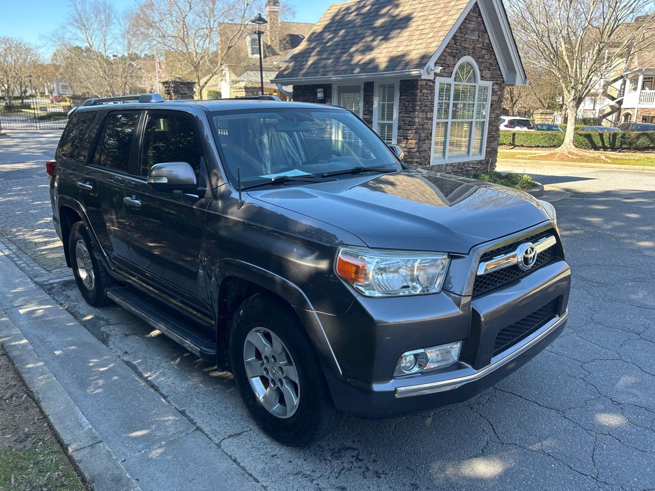 Toyota 4Runner SR5 2WD 2013