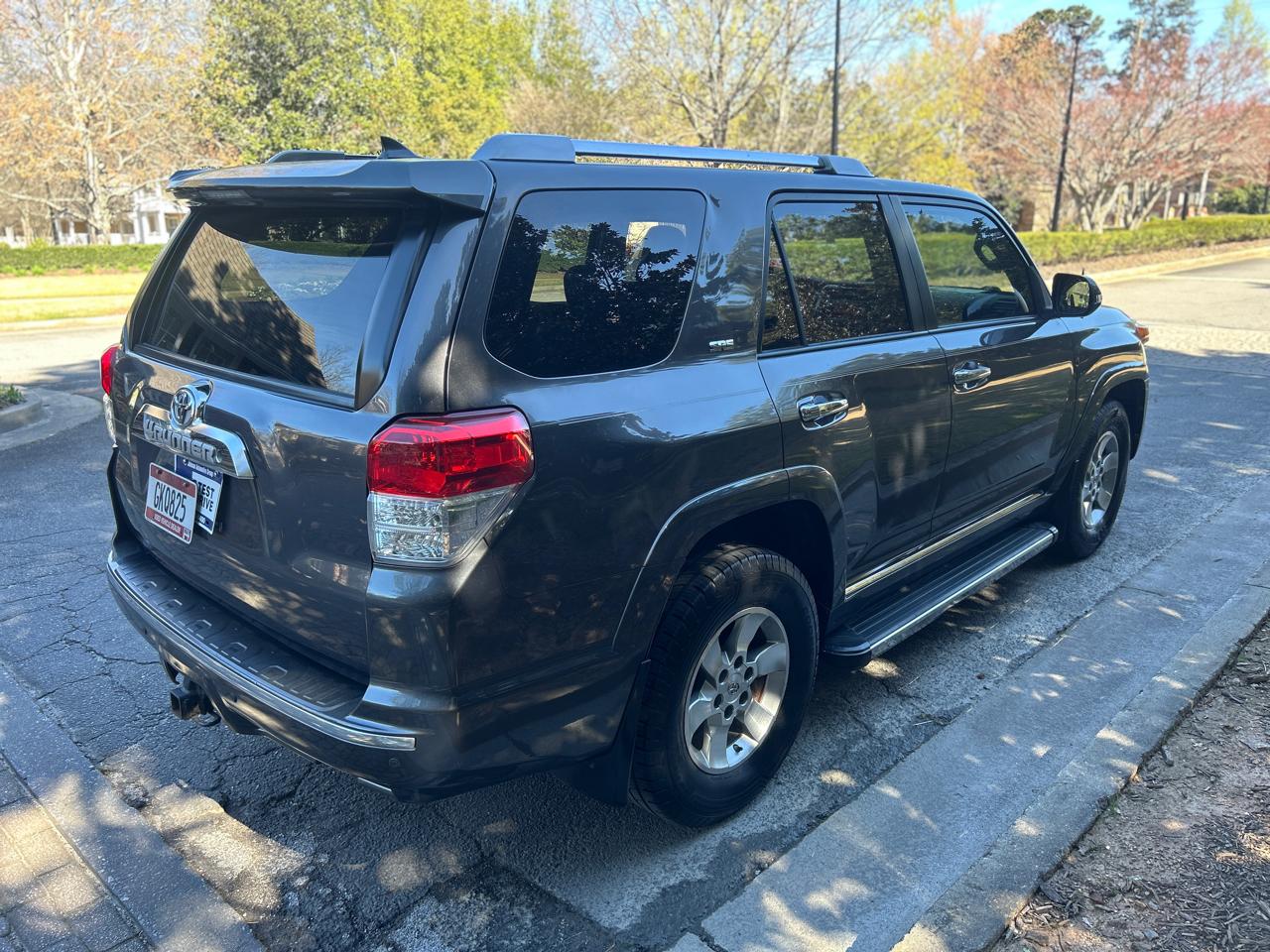 Toyota 4Runner SR5 2WD 2013