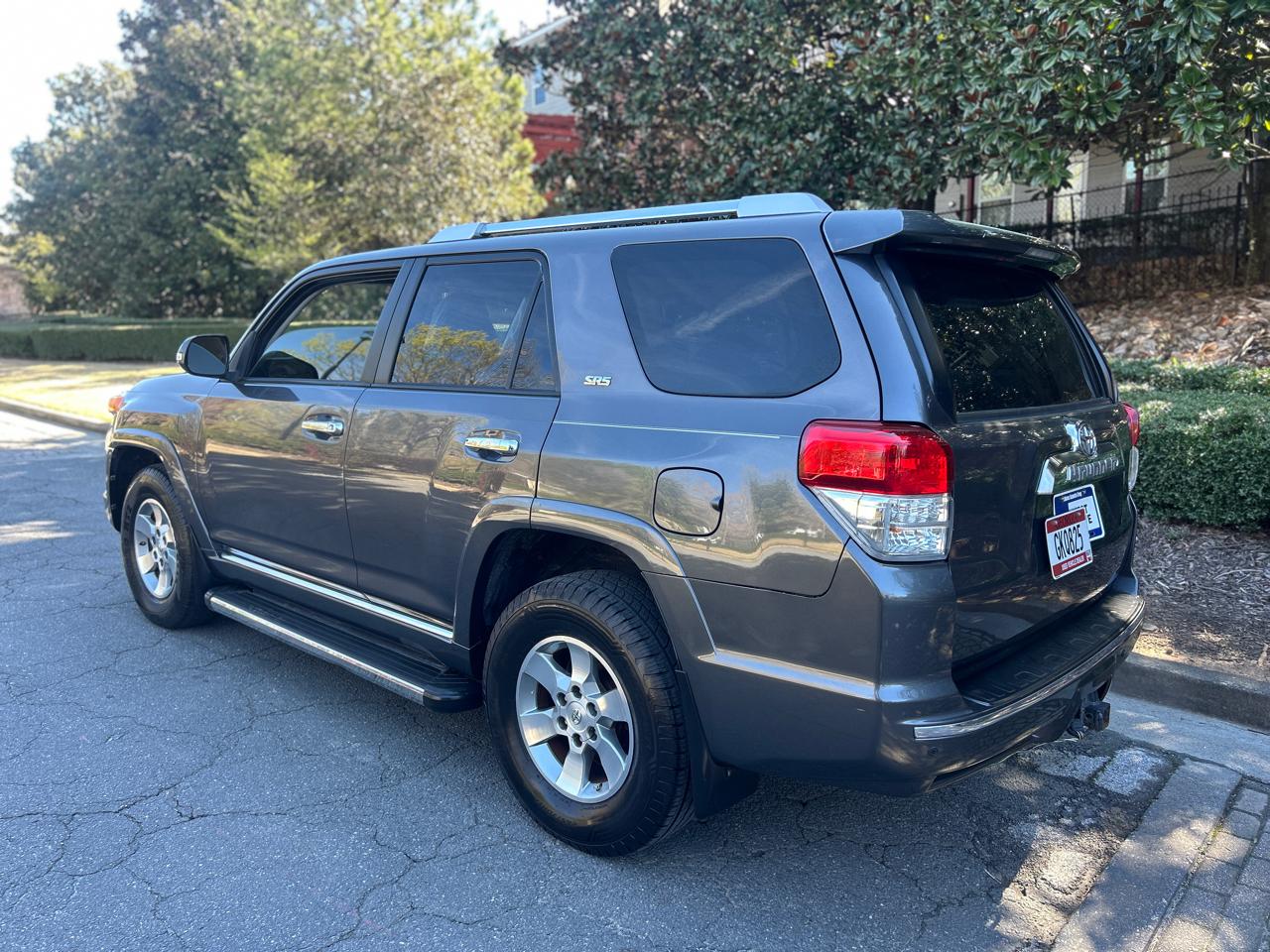 Toyota 4Runner SR5 2WD 2013