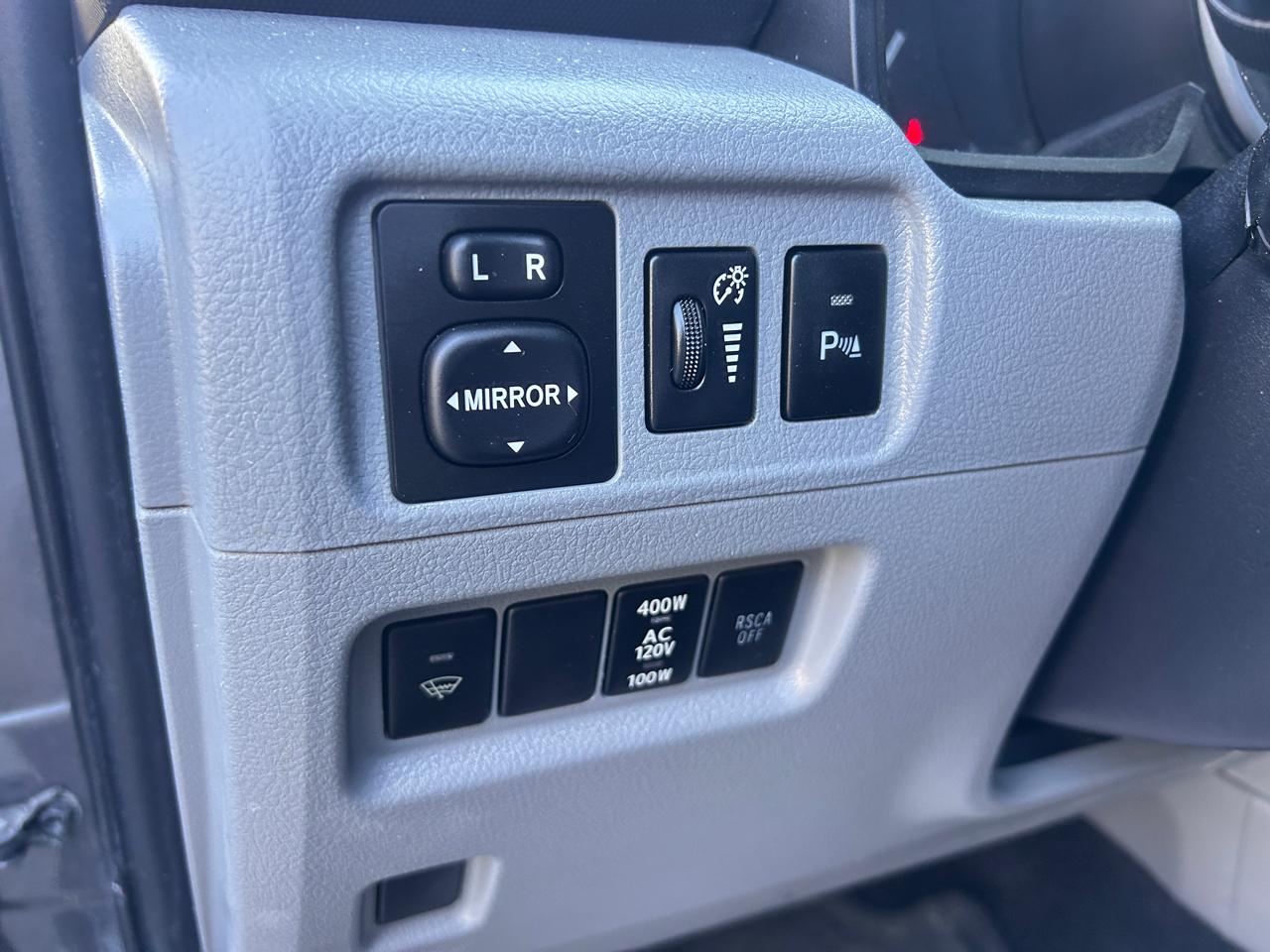 Toyota 4Runner SR5 2WD 2013