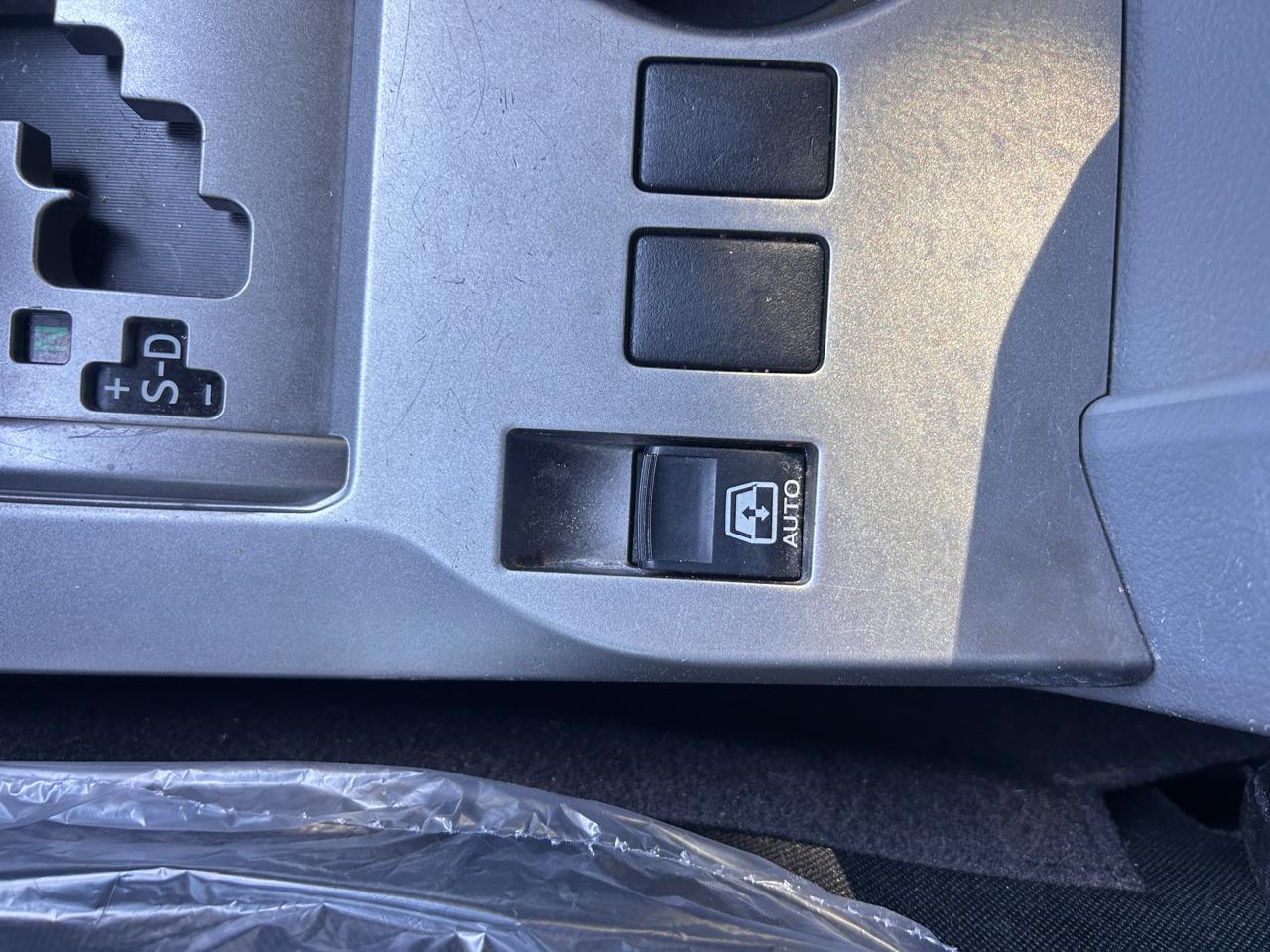 Toyota 4Runner SR5 2WD 2013